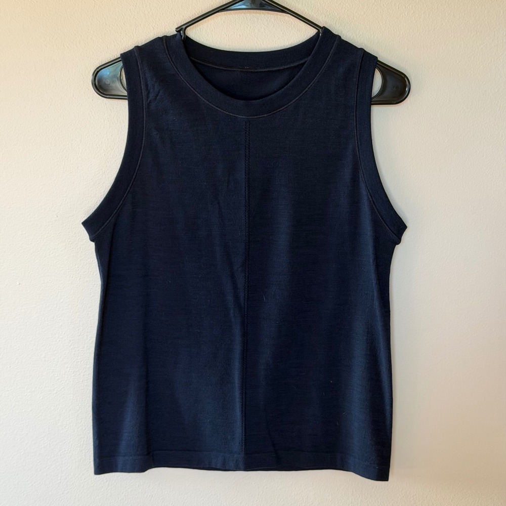 Athleta Navy Blue Sleeveless Tank Top Medium